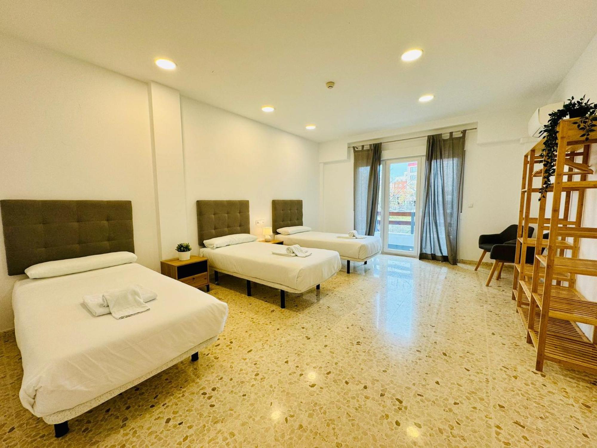 Apartamentos La Muralla Grupo Ac Gestion กาดิซ ภายนอก รูปภาพ